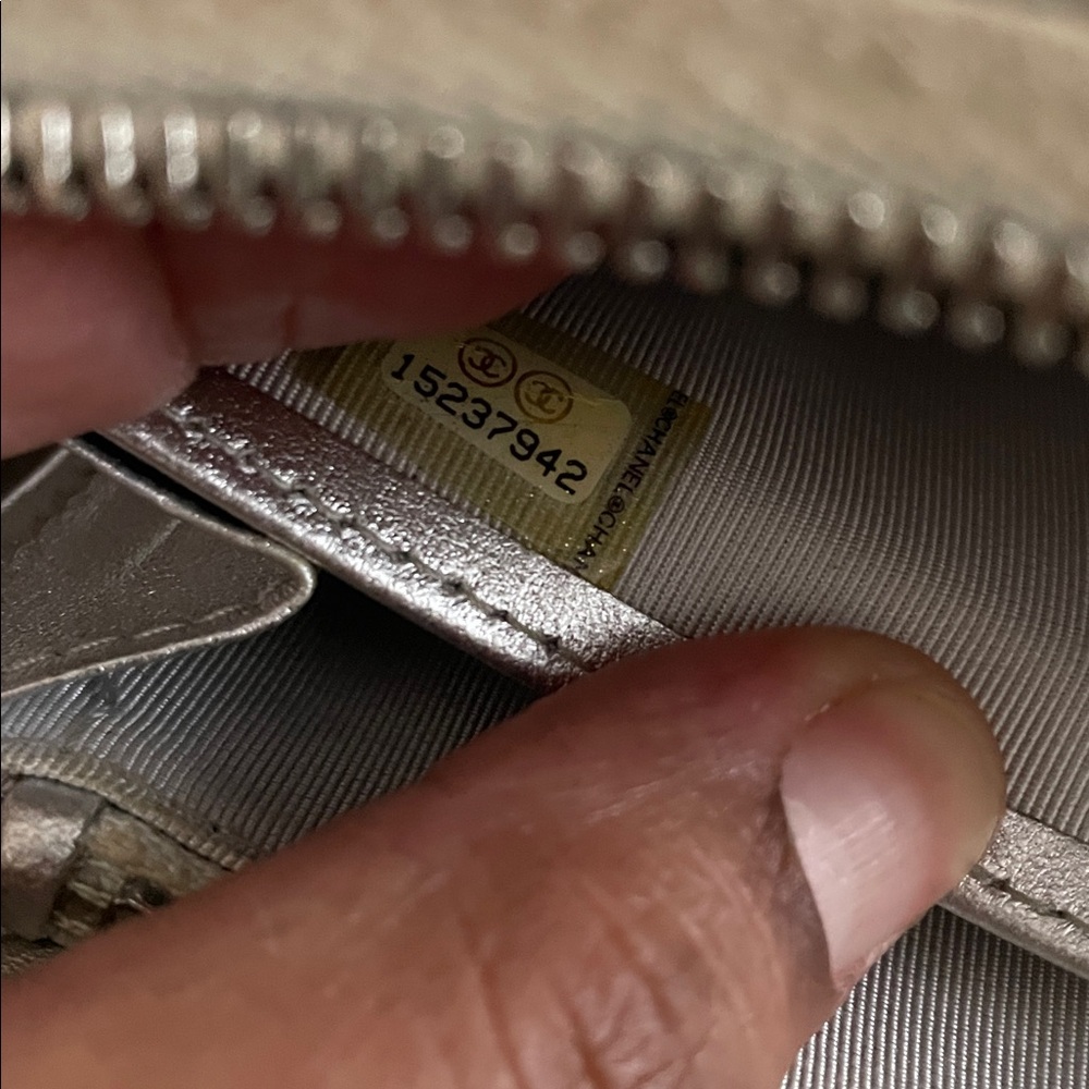 Chanel Quilted Silver Wallet - Picture 13 of 13